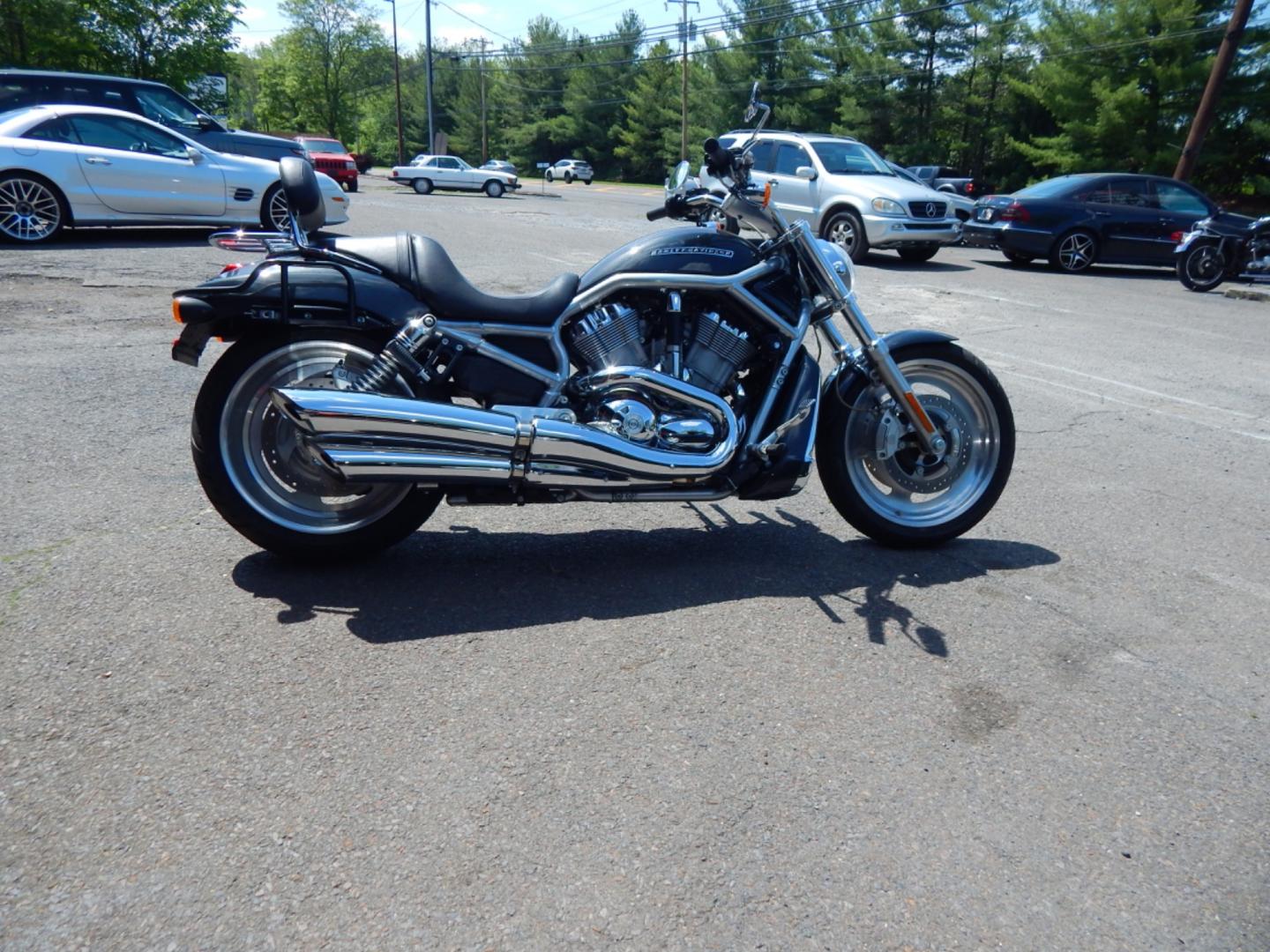 2007 Black /Black Harley-Davidson V-Rod (1HD1HFZ107K) with an 1130 cc V Twin engine, sequential manual transmission, located at 6528 Lower York Road, New Hope, PA, 18938, (215) 862-9555, 40.358707, -74.977882 - Here for sale is a very nice low mileage 2007 Harley-Davidson V-Rod. 1130 cc v twin engine. Runs and rides with no issues. All prices exclude tax, tags, and our dealer fee of $297.50 - Photo#8